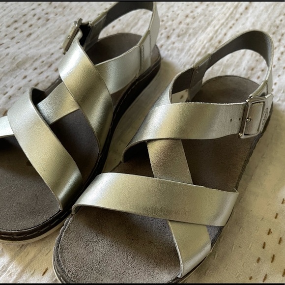 silver chacos